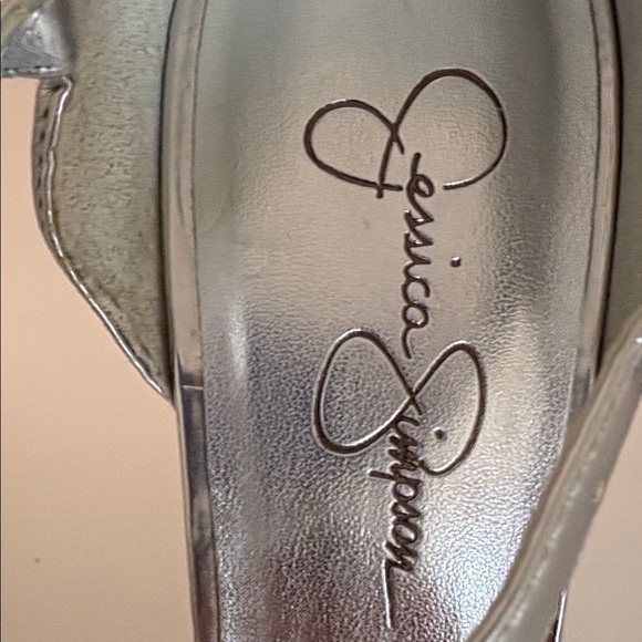 NWOB Jessica Simpson Elegant Silver High Heels in size 8B / 38 - Picture 7 of 13
